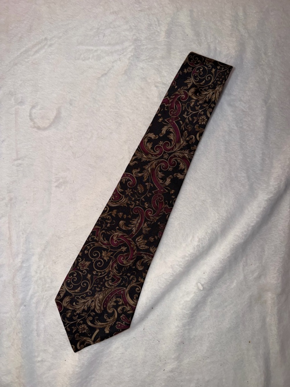 Christian Dior men’s paisley tie
